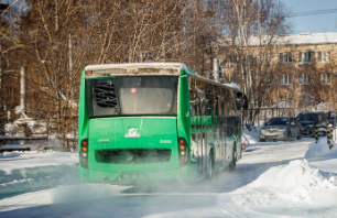 Сильный майский снегопад накрыл Екатеринбург
