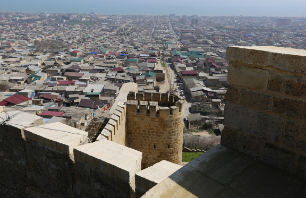 Крепостные стены Дербента «состарились» на 1000 лет